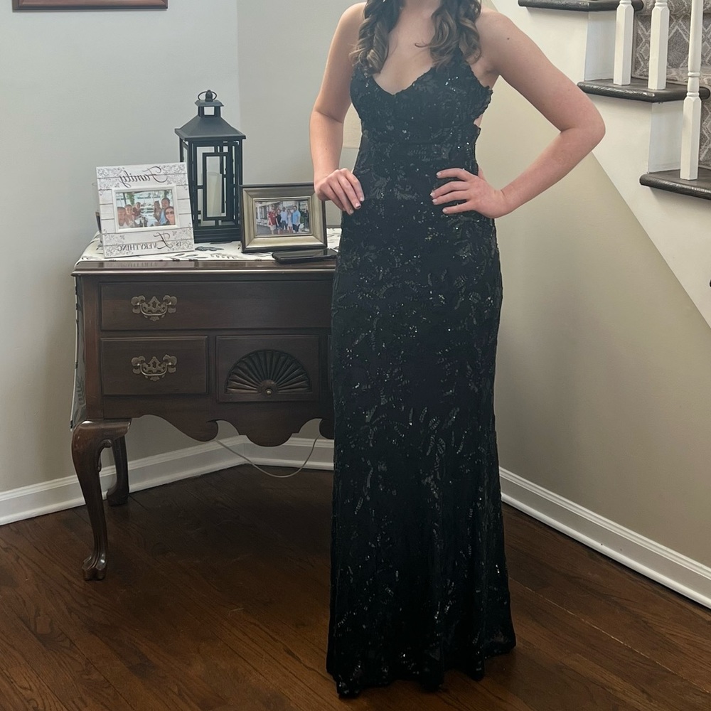 black sparkly prom dress